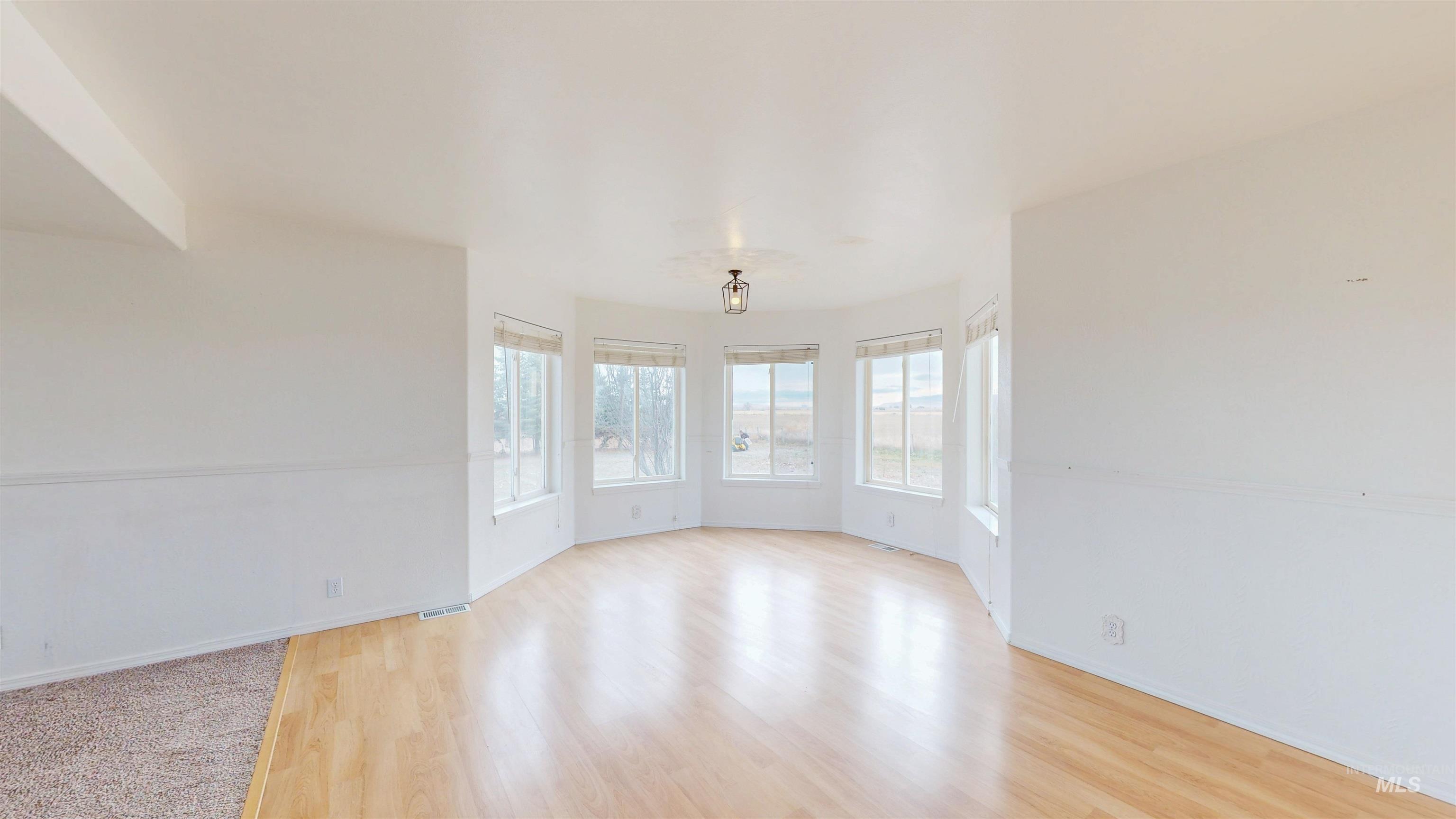 590 N 1089 E, Jackson, Idaho 83350, 6 Bedrooms, 3.5 Bathrooms, Residential For Sale, Price $469,900,MLS 98969646