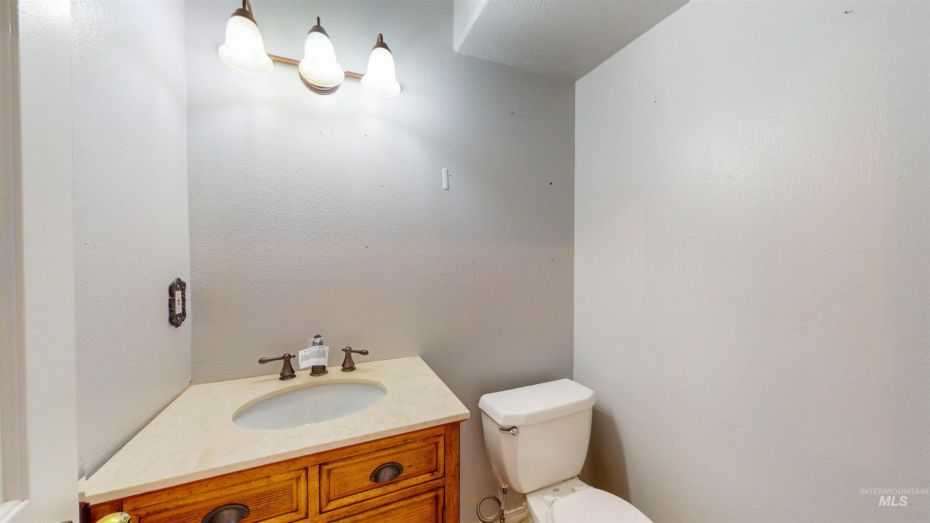 590 N 1089 E, Jackson, Idaho 83350, 6 Bedrooms, 3.5 Bathrooms, Residential For Sale, Price $469,900,MLS 98969646