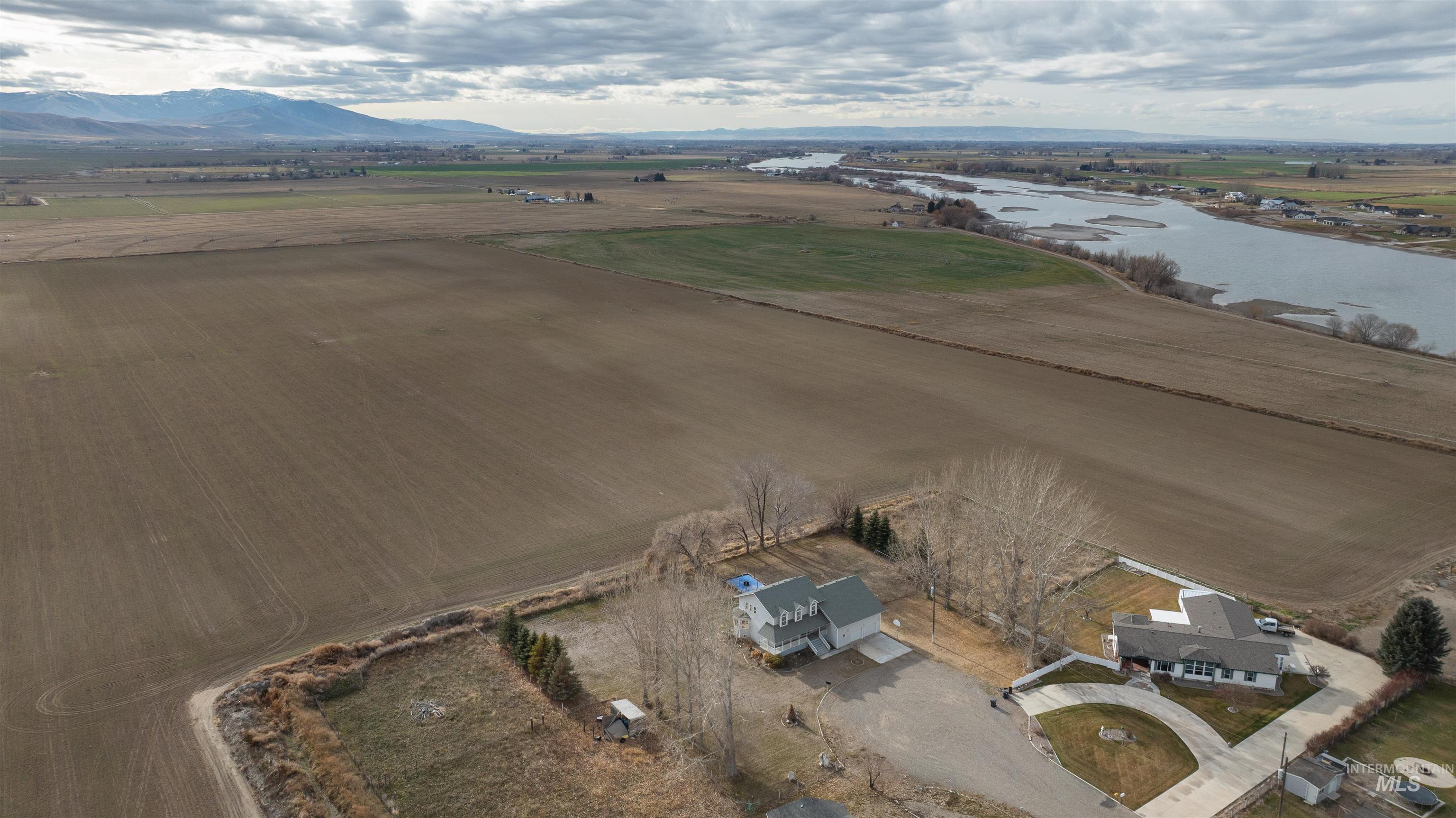 590 N 1089 E, Jackson, Idaho 83350, 6 Bedrooms, 3.5 Bathrooms, Residential For Sale, Price $469,900,MLS 98969646