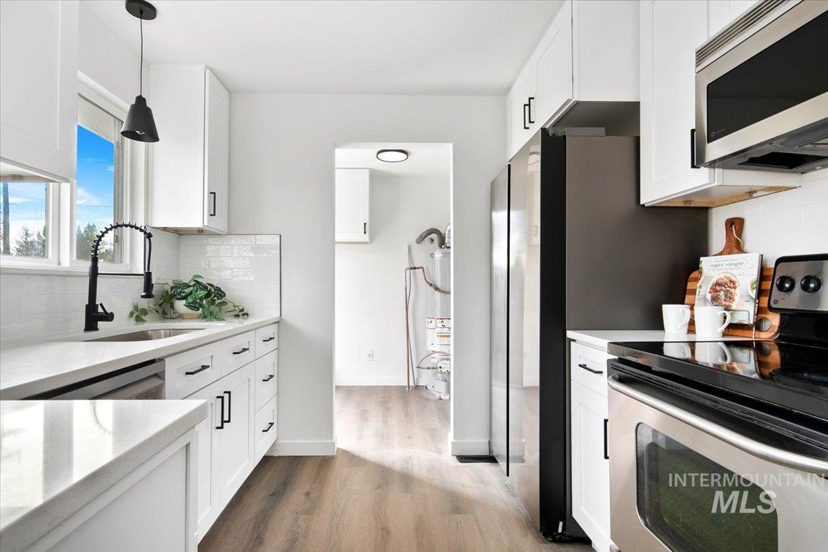 520 Harmon Way, Middleton, Idaho 83644, 3 Bedrooms, 1 Bathroom, Residential For Sale, Price $325,000, 98969647