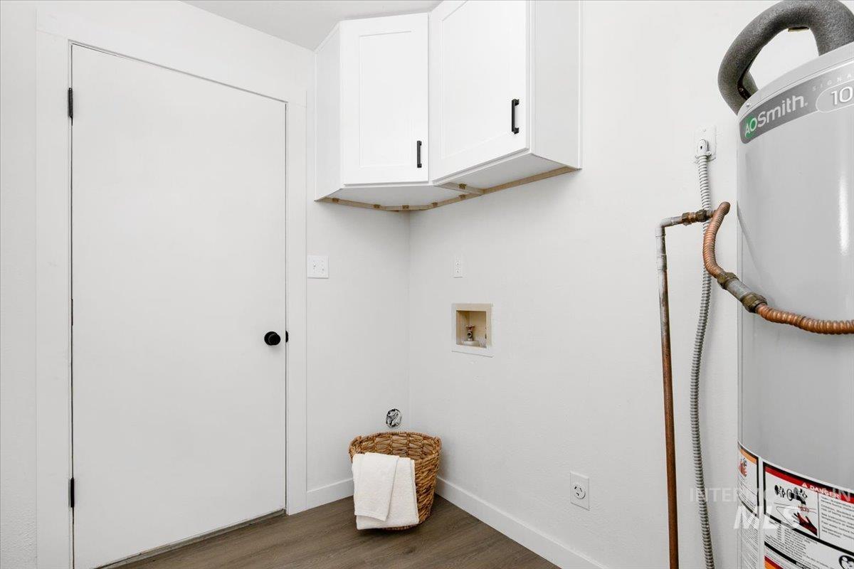 520 Harmon Way, Middleton, Idaho 83644, 3 Bedrooms, 1 Bathroom, Residential For Sale, Price $325,000, 98969647