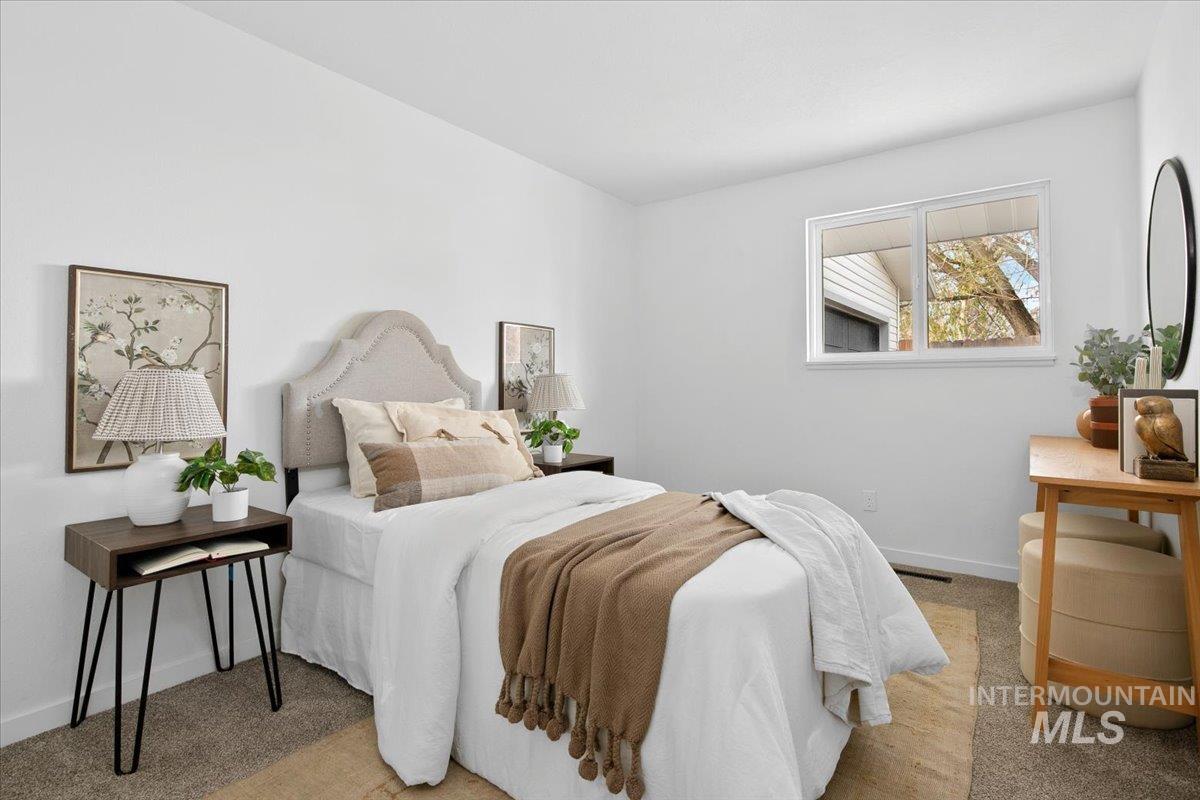 520 Harmon Way, Middleton, Idaho 83644, 3 Bedrooms, 1 Bathroom, Residential For Sale, Price $325,000, 98969647