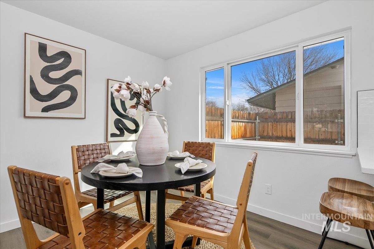 520 Harmon Way, Middleton, Idaho 83644, 3 Bedrooms, 1 Bathroom, Residential For Sale, Price $325,000, 98969647