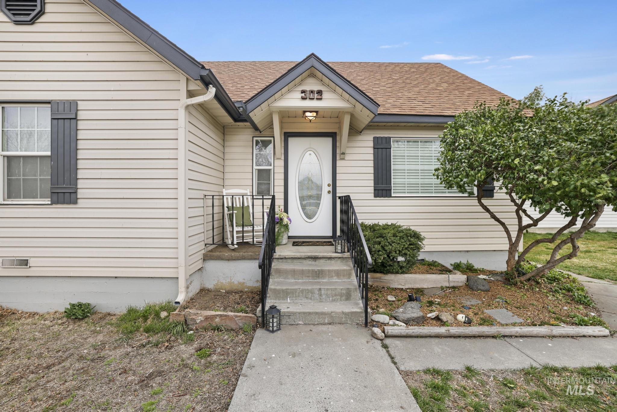 302 Nevada Street, Gooding, Idaho 83330, 4 Bedrooms, 2 Bathrooms, Residential For Sale, Price $315,000,MLS 98969654