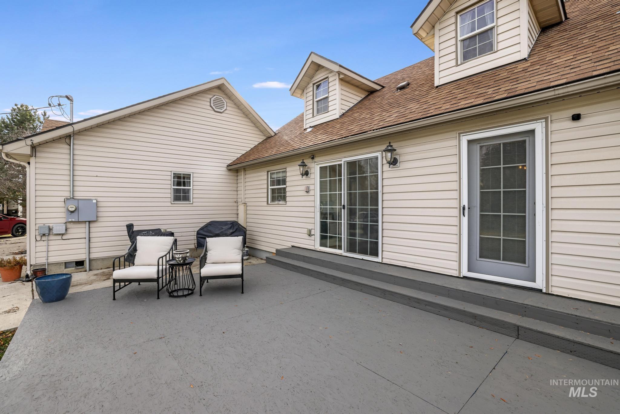 302 Nevada Street, Gooding, Idaho 83330, 4 Bedrooms, 2 Bathrooms, Residential For Sale, Price $350,000,MLS 98969654