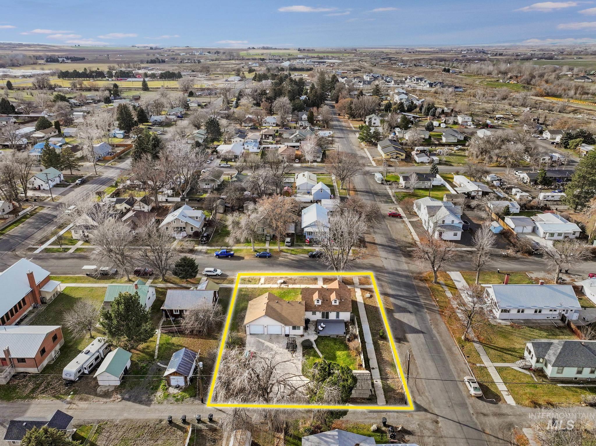 302 Nevada Street, Gooding, Idaho 83330, 4 Bedrooms, 2 Bathrooms, Residential For Sale, Price $315,000,MLS 98969654