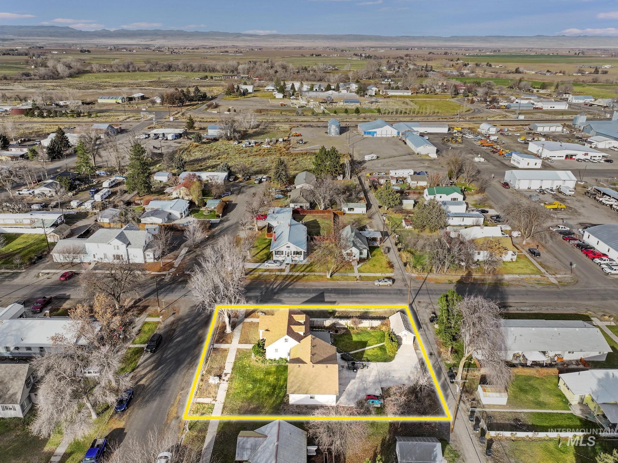 302 Nevada Street, Gooding, Idaho 83330, 4 Bedrooms, 2 Bathrooms, Residential For Sale, Price $315,000,MLS 98969654