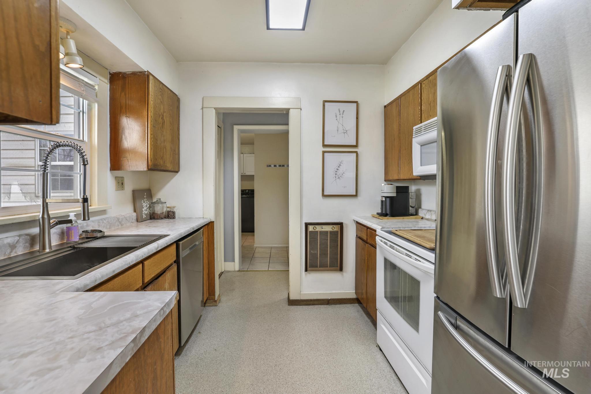 302 Nevada Street, Gooding, Idaho 83330, 4 Bedrooms, 2 Bathrooms, Residential For Sale, Price $365,000, 98969654