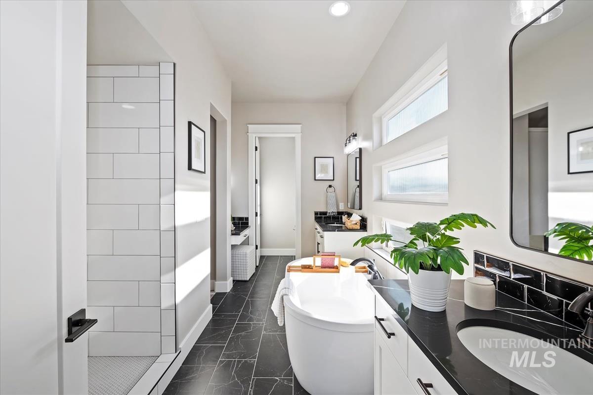 9933 S Peregrine Falcon Ave, Nampa, Idaho 83686, 3 Bedrooms, 2 Bathrooms, Residential For Sale, Price $889,900, 98969656