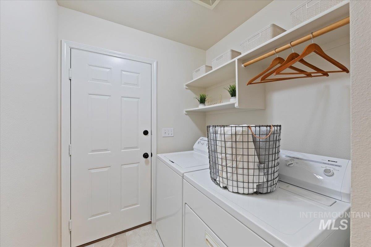 Laundry room - Kenmore Washer & Dryer Stay!