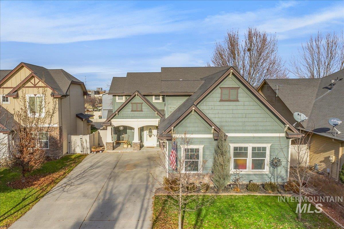 1524 W Loretta St, Meridian, Idaho 83646, 3 Bedrooms, 2.5 Bathrooms, Residential For Sale, Price $528,000, 98969659