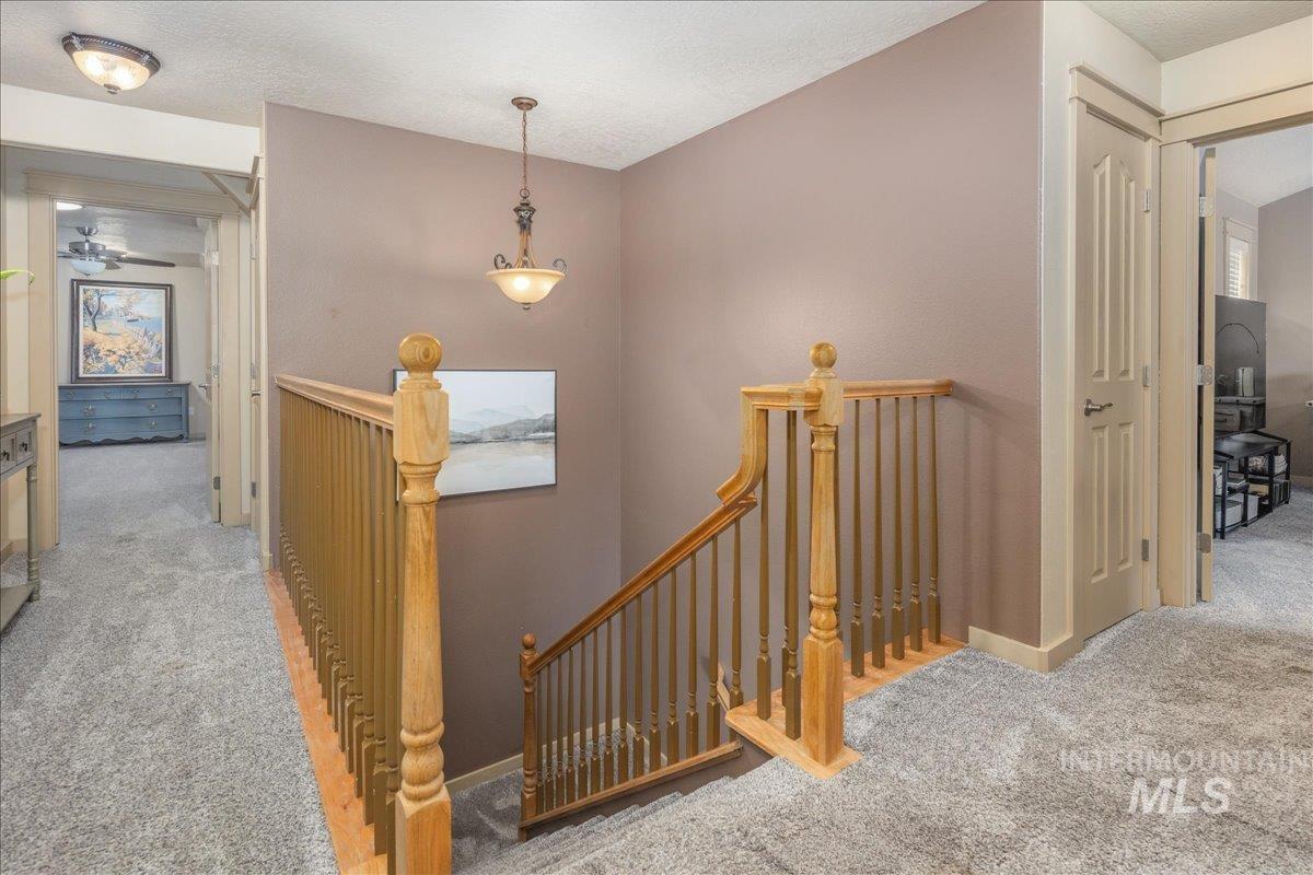 1524 W Loretta St, Meridian, Idaho 83646, 3 Bedrooms, 2.5 Bathrooms, Residential For Sale, Price $528,000, 98969659