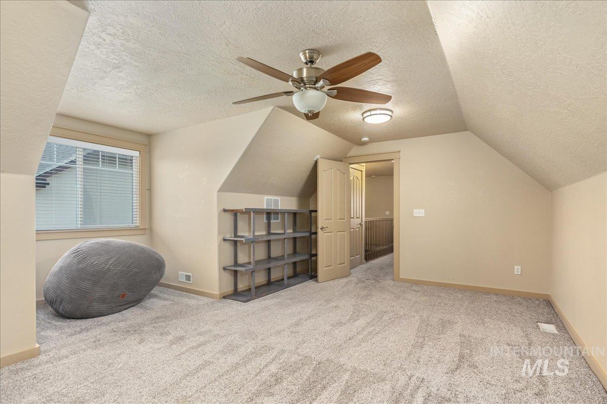 1524 W Loretta St, Meridian, Idaho 83646, 3 Bedrooms, 2.5 Bathrooms, Residential For Sale, Price $528,000, 98969659