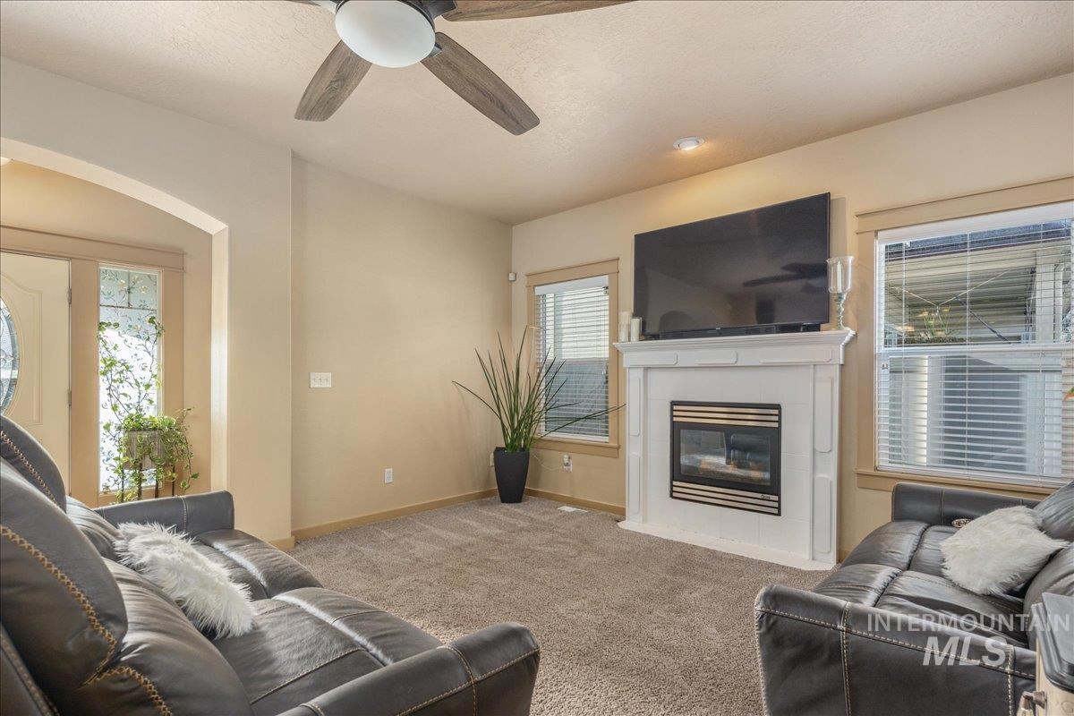 1524 W Loretta St, Meridian, Idaho 83646, 3 Bedrooms, 2.5 Bathrooms, Residential For Sale, Price $528,000, 98969659