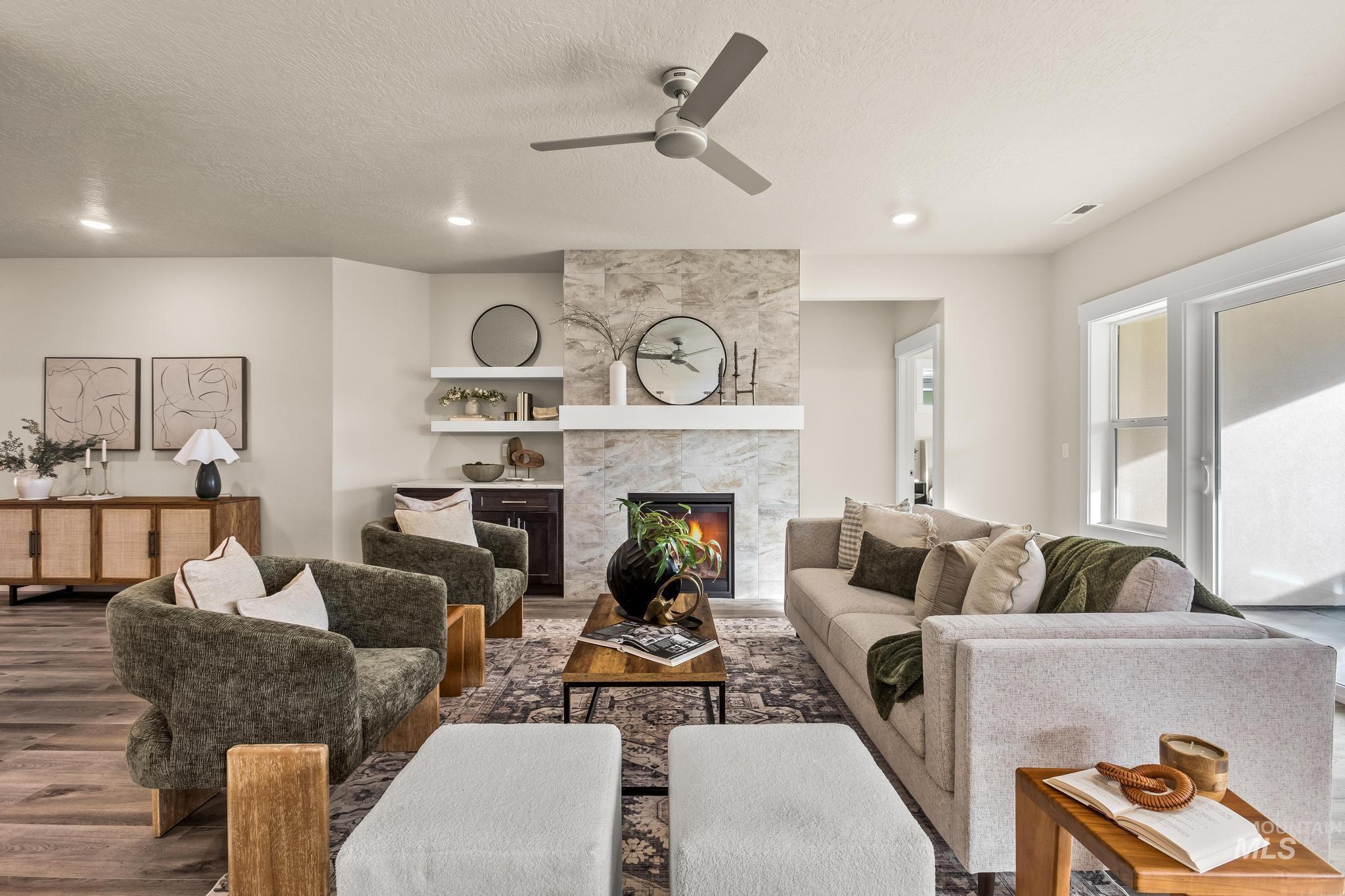 1801 E Grayson St., Meridian, Idaho 83642, 3 Bedrooms, 2 Bathrooms, Residential For Sale, Price $509,900,MLS 98969660