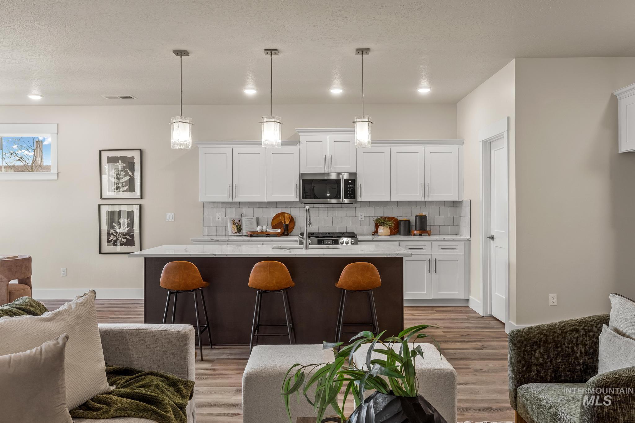 1801 E Grayson St., Meridian, Idaho 83642, 3 Bedrooms, 2 Bathrooms, Residential For Sale, Price $509,900,MLS 98969660