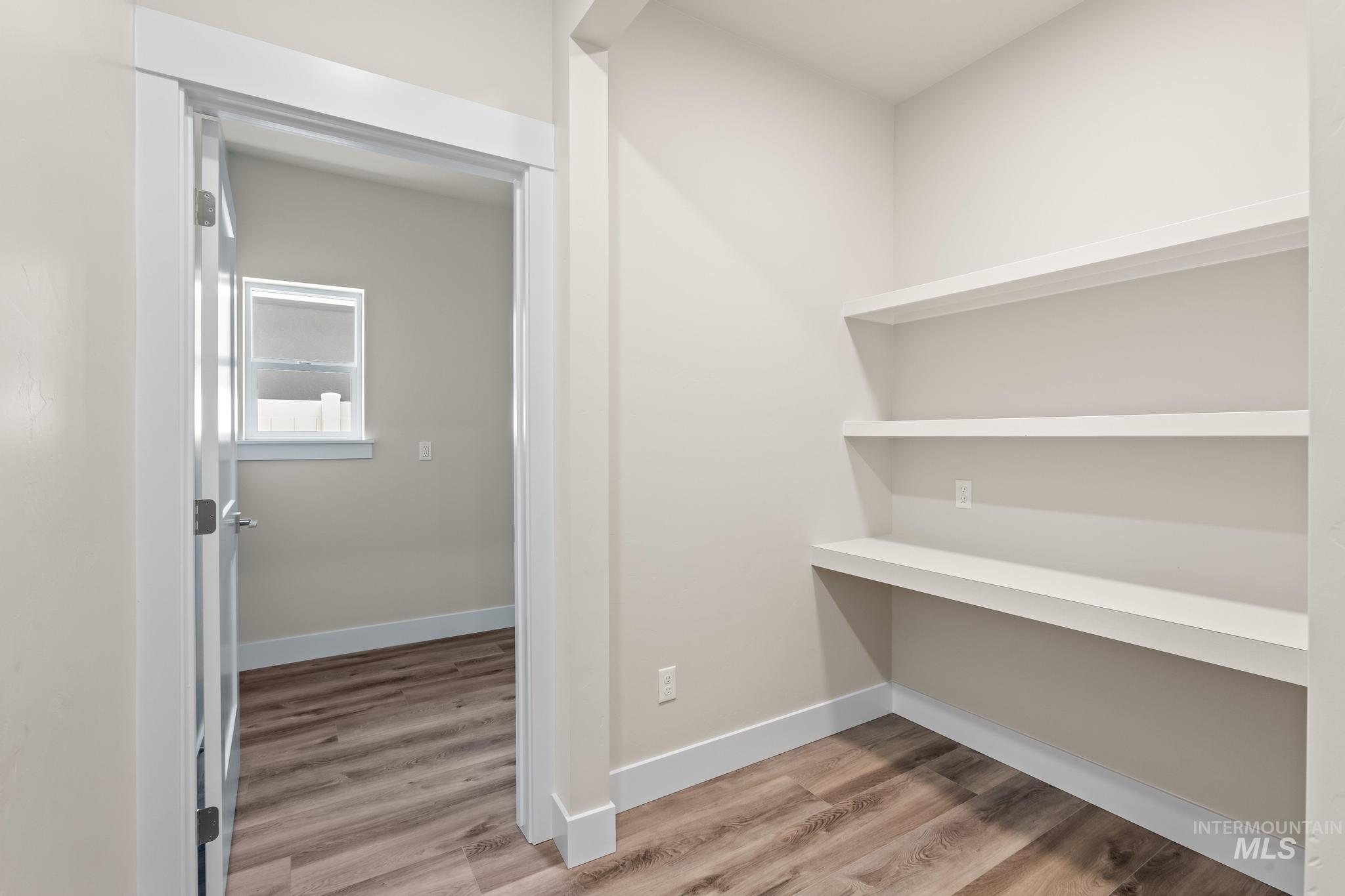 1801 E Grayson St., Meridian, Idaho 83642, 3 Bedrooms, 2 Bathrooms, Residential For Sale, Price $524,900, 98969660