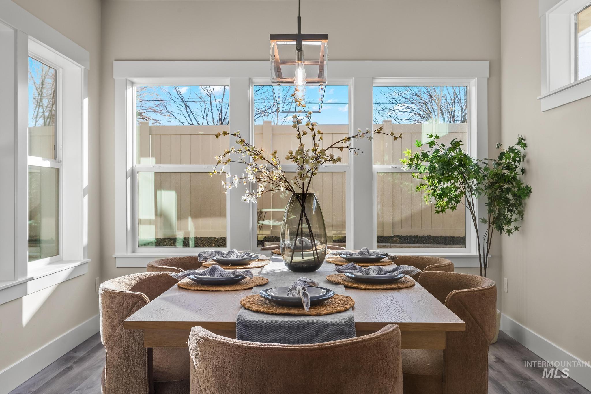 1801 E Grayson St., Meridian, Idaho 83642, 3 Bedrooms, 2 Bathrooms, Residential For Sale, Price $509,900,MLS 98969660