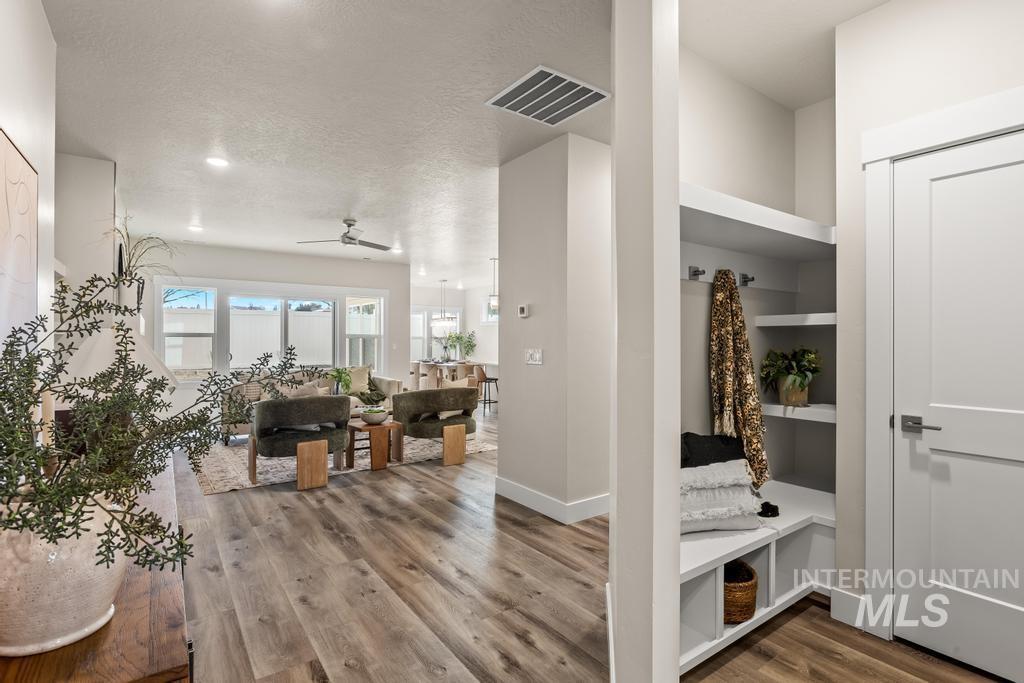 1801 E Grayson St., Meridian, Idaho 83642, 3 Bedrooms, 2 Bathrooms, Residential For Sale, Price $509,900,MLS 98969660