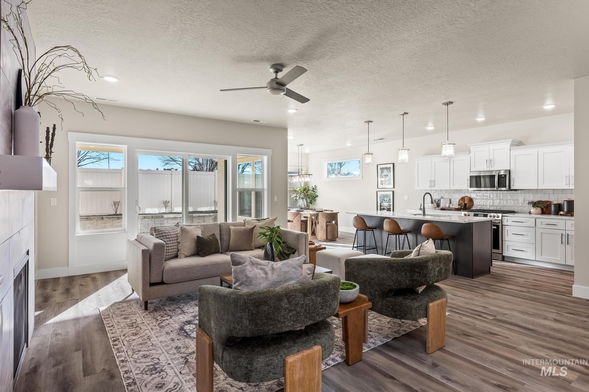 1801 E Grayson St., Meridian, Idaho 83642, 3 Bedrooms, 2 Bathrooms, Residential For Sale, Price $509,900,MLS 98969660