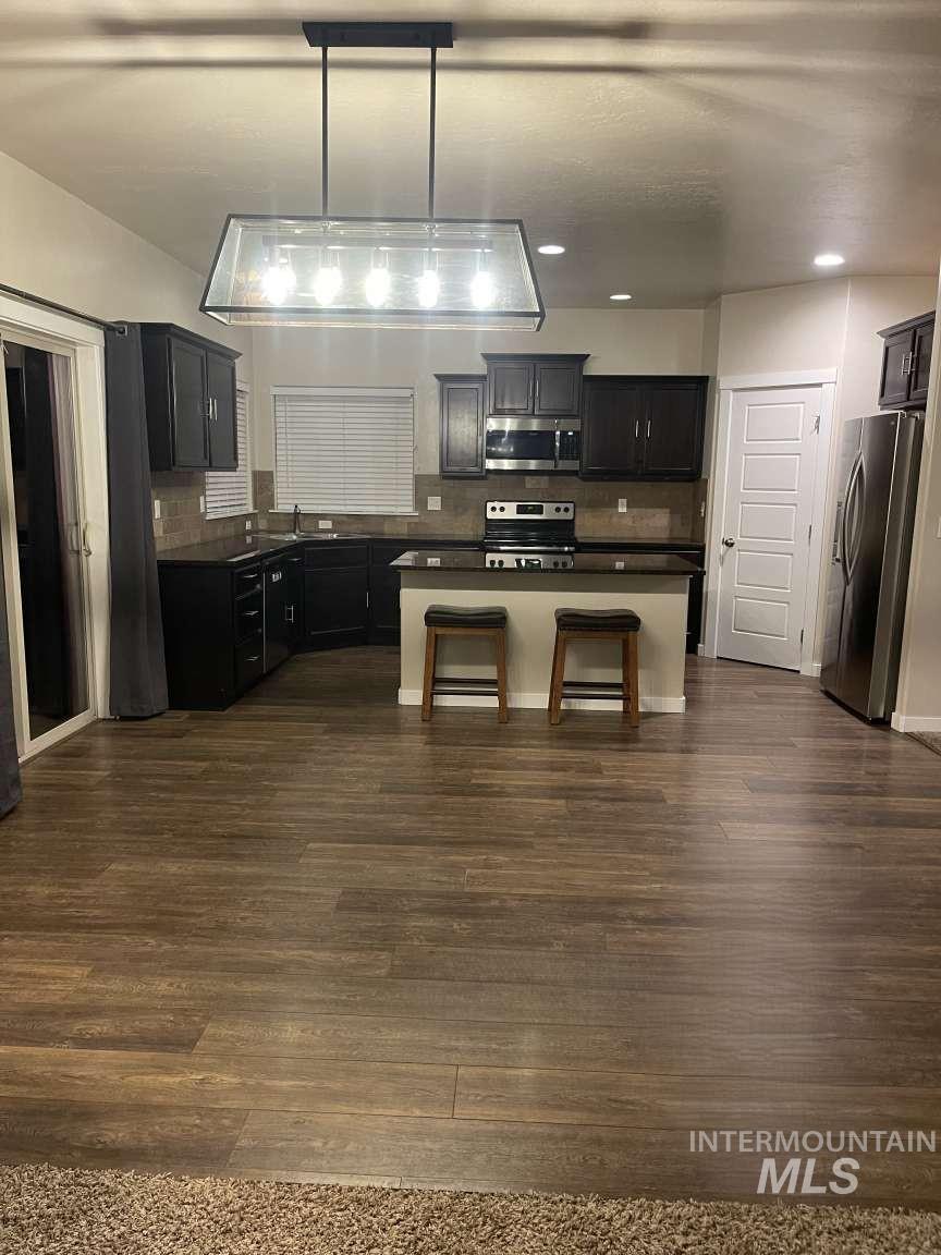 5265 N Diamond Creek Ave, Meridian, Idaho 83646, 4 Bedrooms, 2.5 Bathrooms, Residential For Sale, Price $615,000, 98969661