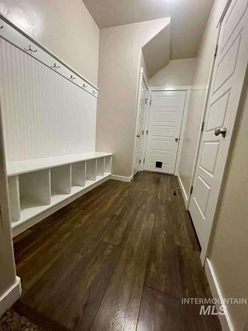 5265 N Diamond Creek Ave, Meridian, Idaho 83646, 4 Bedrooms, 2.5 Bathrooms, Residential For Sale, Price $615,000, 98969661