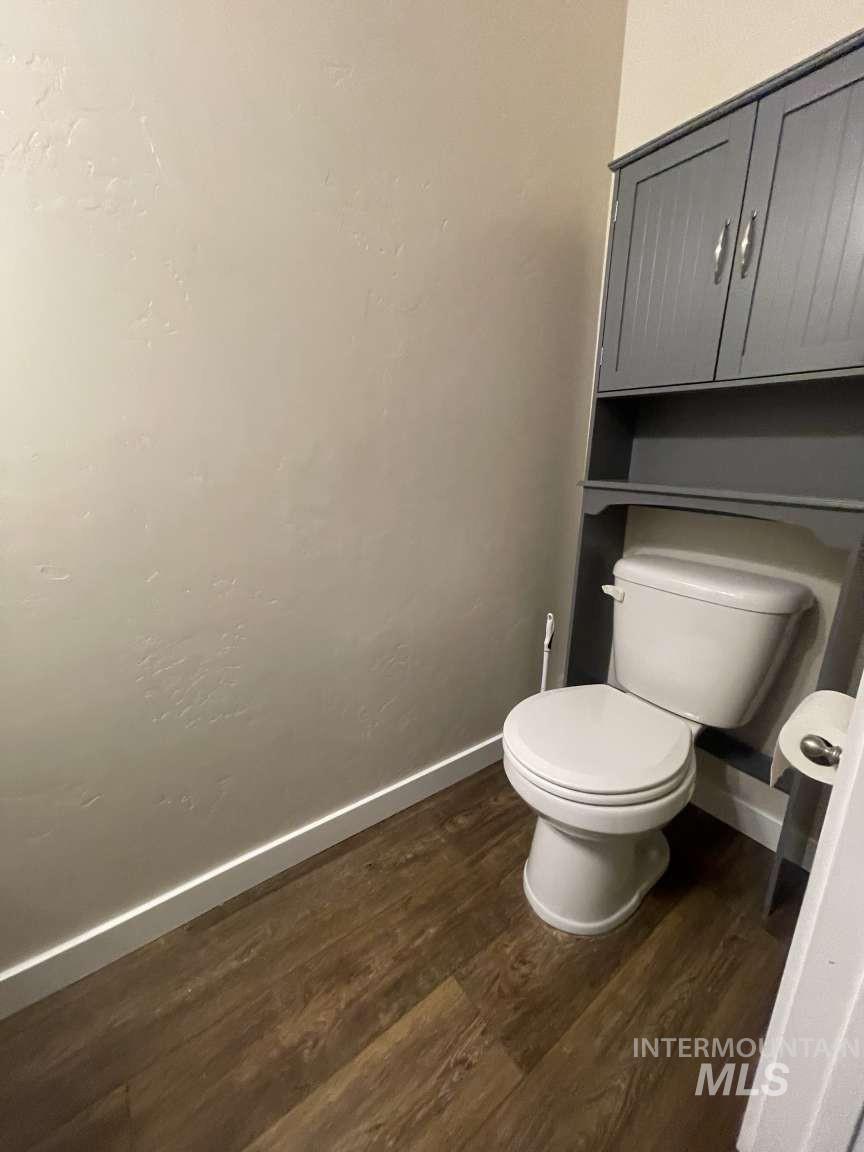 5265 N Diamond Creek Ave, Meridian, Idaho 83646, 4 Bedrooms, 2.5 Bathrooms, Residential For Sale, Price $615,000, 98969661