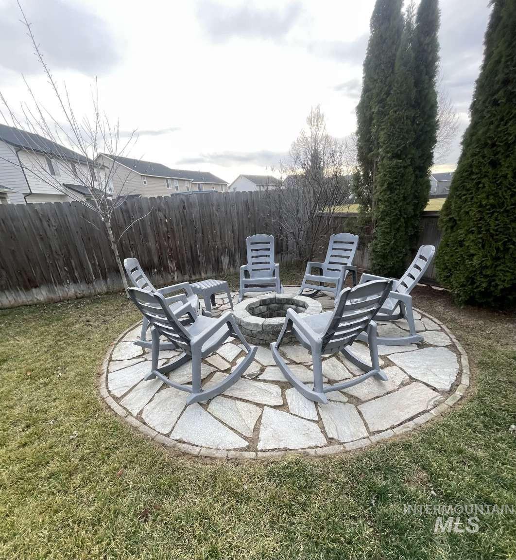 5265 N Diamond Creek Ave, Meridian, Idaho 83646, 4 Bedrooms, 2.5 Bathrooms, Residential For Sale, Price $615,000, 98969661