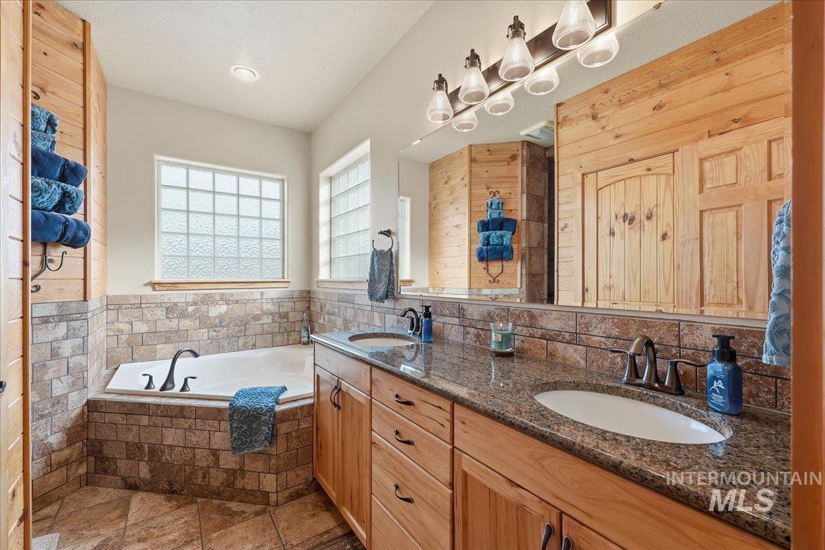 9102 W Rockstone Court, Kuna, Idaho 83634, 5 Bedrooms, 4 Bathrooms, Residential For Sale, Price $1,300,000, 98969663