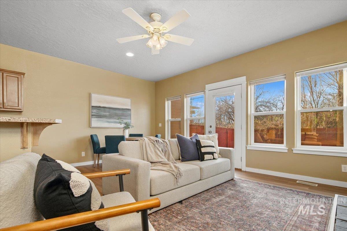 1043 N Clithero Drive, Boise, Idaho 83703, 3 Bedrooms, 2.5 Bathrooms, Residential For Sale, Price $429,900, 98969665