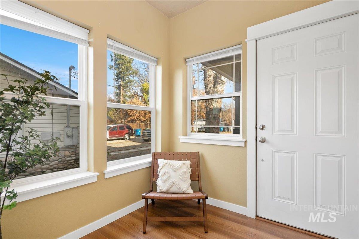 1043 N Clithero Drive, Boise, Idaho 83703, 3 Bedrooms, 2.5 Bathrooms, Residential For Sale, Price $429,900, 98969665