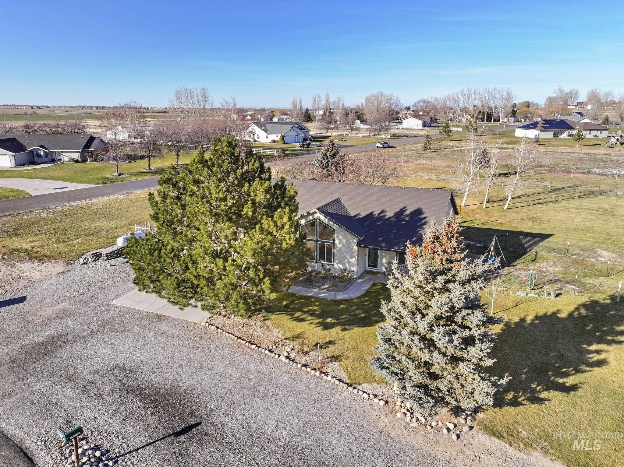 3480 E 3180 N, Kimberly, Idaho 83341, 3 Bedrooms, 2 Bathrooms, Residential For Sale, Price $559,000, 98969674