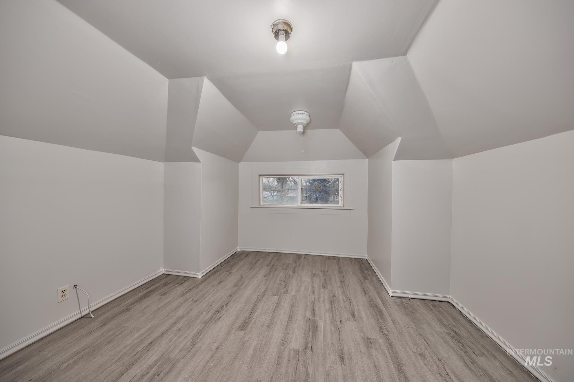 223 W Blvd, New Plymouth, Idaho 83655, 6 Bedrooms, 2 Bathrooms, Residential For Sale, Price $399,000, 98969677