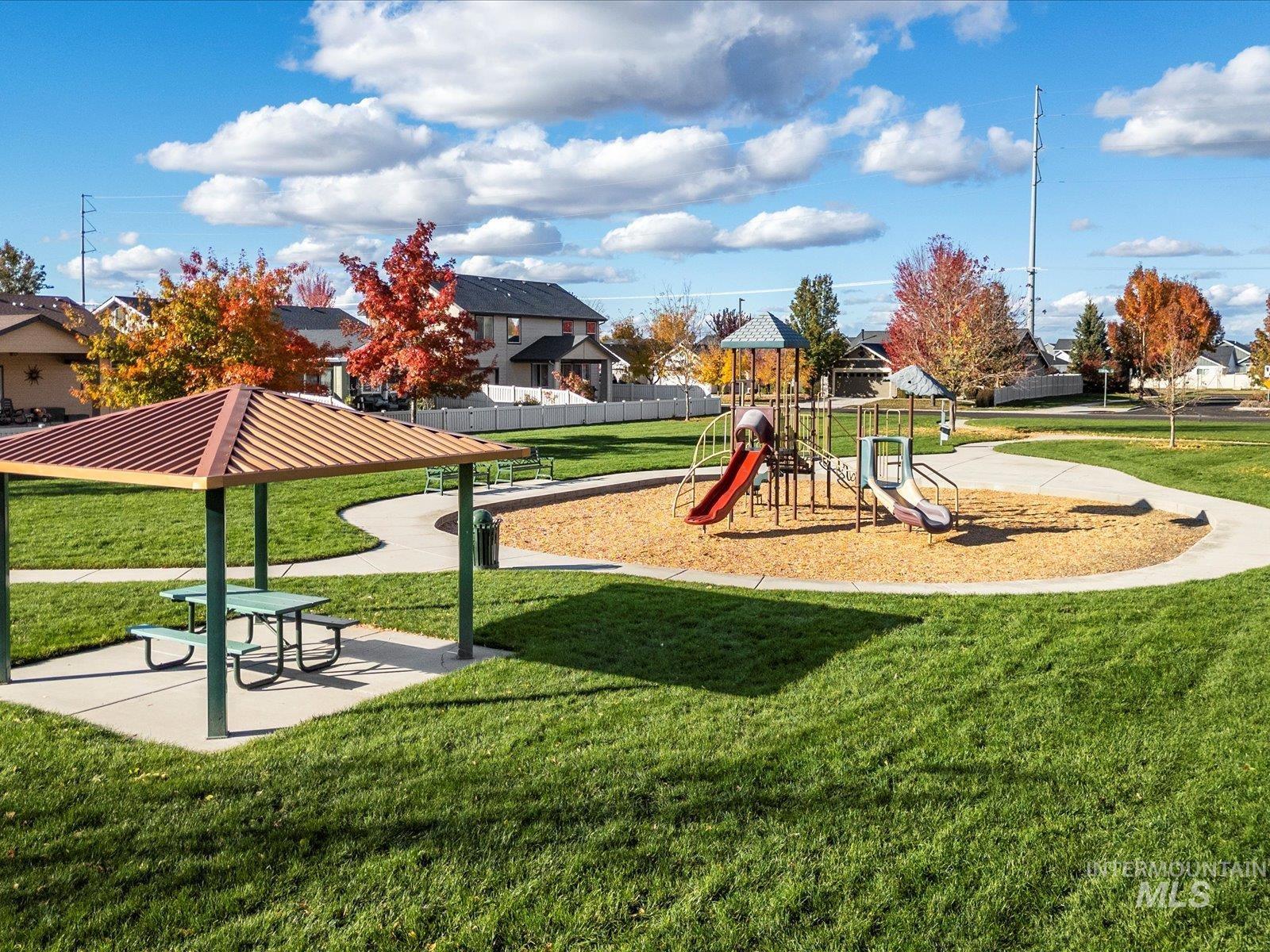 4902 W Torana St, Meridian, Idaho 83646, 3 Bedrooms, 2.5 Bathrooms, Residential For Sale, Price $539,900, 98969679