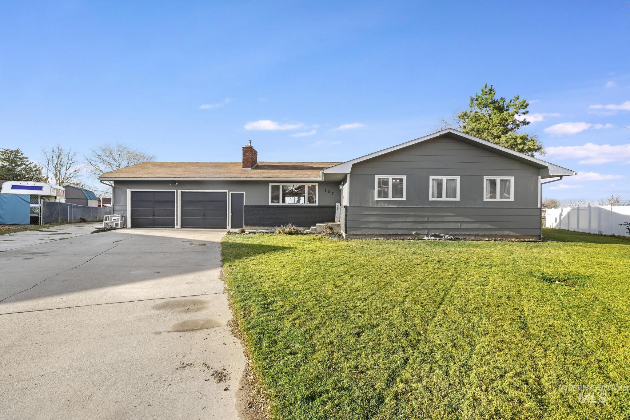 107 Rainbow Circle, Buhl, Idaho 83316, 3 Bedrooms, 2 Bathrooms, Residential For Sale, Price $345,000, 98969685