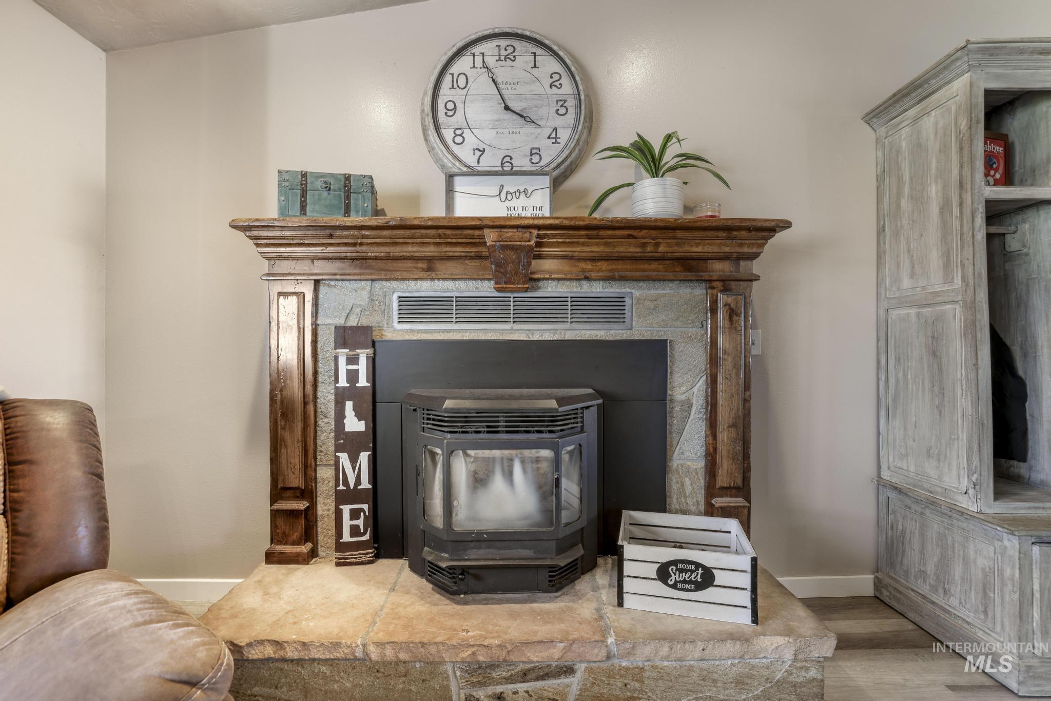 107 Rainbow Circle, Buhl, Idaho 83316, 3 Bedrooms, 2 Bathrooms, Residential For Sale, Price $345,000, 98969685