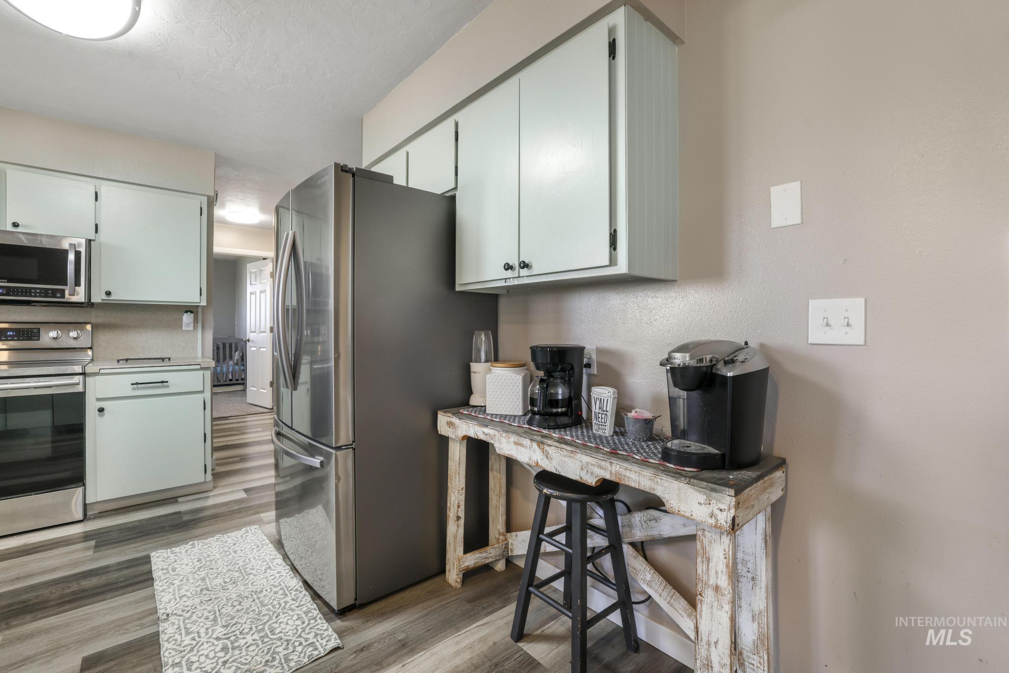 107 Rainbow Circle, Buhl, Idaho 83316, 3 Bedrooms, 2 Bathrooms, Residential For Sale, Price $345,000, 98969685