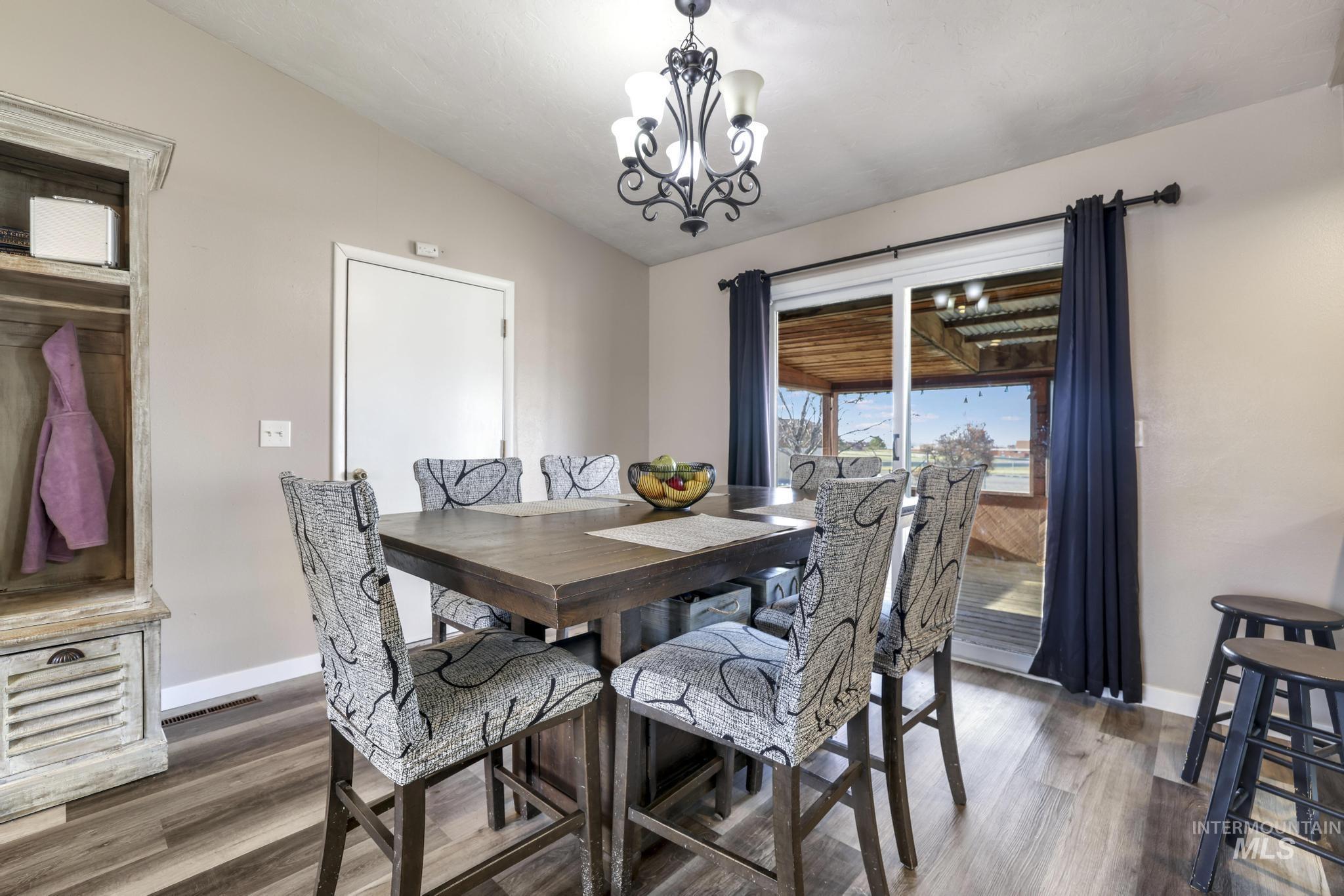 107 Rainbow Circle, Buhl, Idaho 83316, 3 Bedrooms, 2 Bathrooms, Residential For Sale, Price $345,000, 98969685