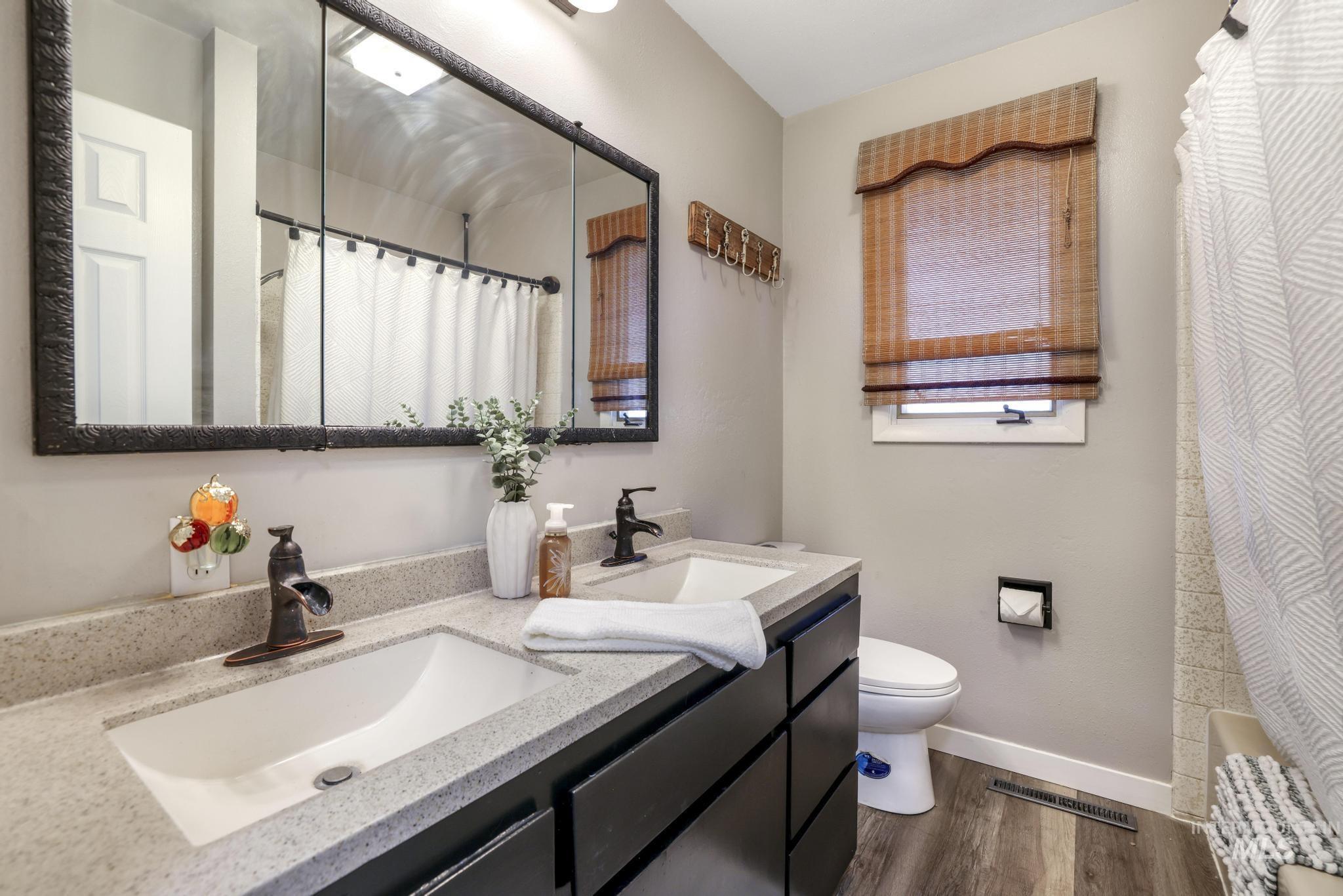 107 Rainbow Circle, Buhl, Idaho 83316, 3 Bedrooms, 2 Bathrooms, Residential For Sale, Price $345,000, 98969685