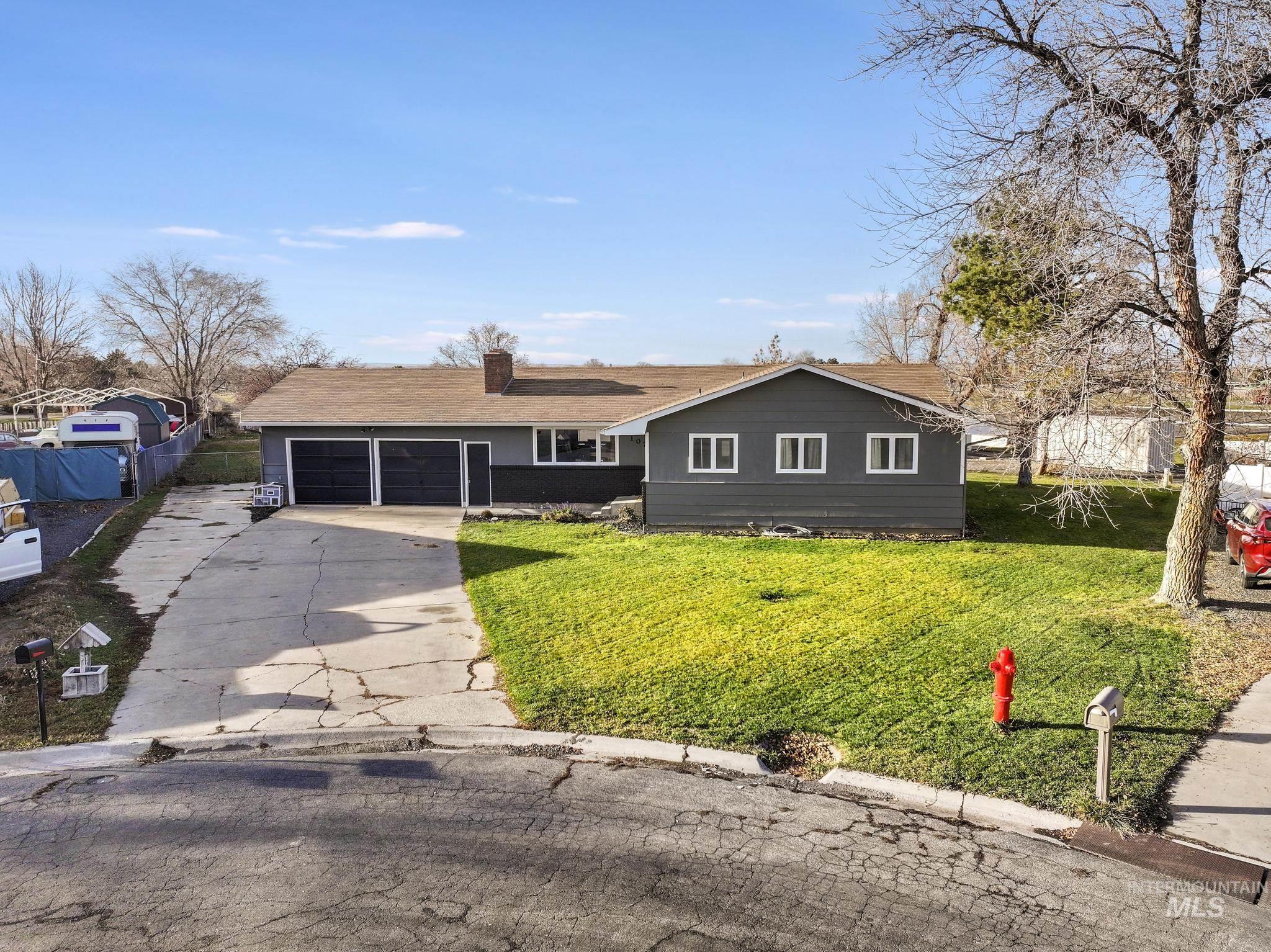 107 Rainbow Circle, Buhl, Idaho 83316, 3 Bedrooms, 2 Bathrooms, Residential For Sale, Price $345,000, 98969685