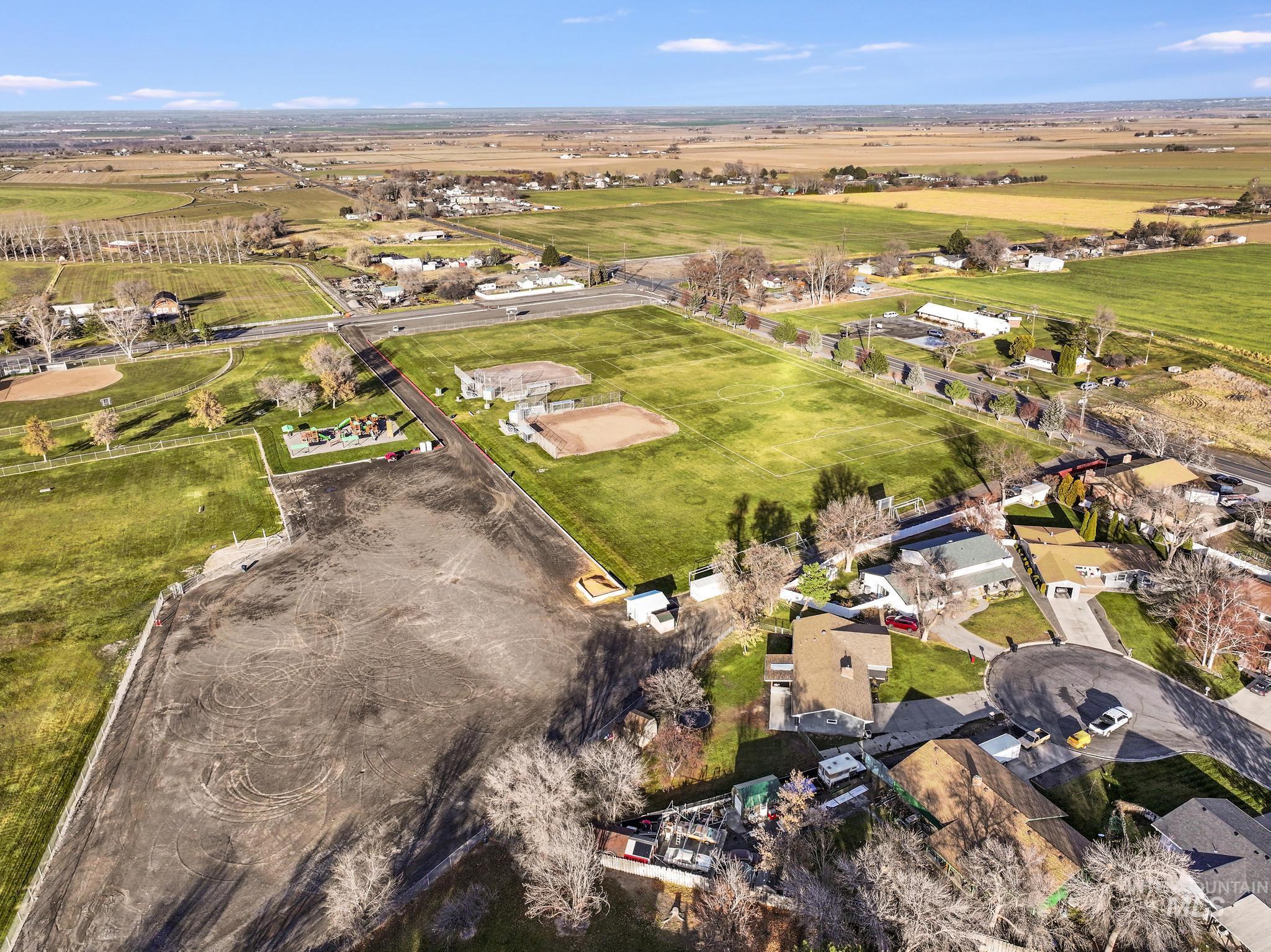 107 Rainbow Circle, Buhl, Idaho 83316, 3 Bedrooms, 2 Bathrooms, Residential For Sale, Price $345,000, 98969685