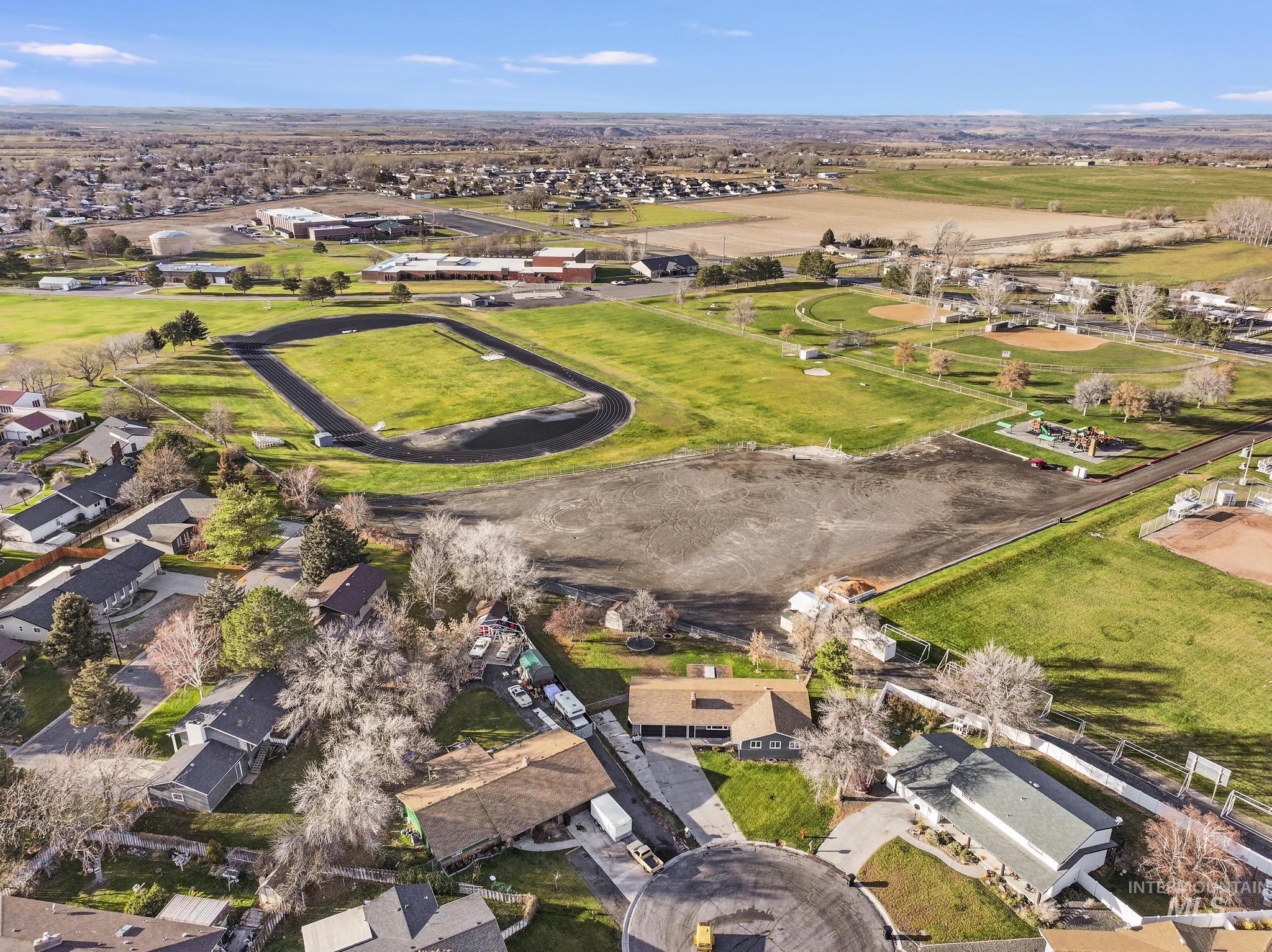 107 Rainbow Circle, Buhl, Idaho 83316, 3 Bedrooms, 2 Bathrooms, Residential For Sale, Price $345,000, 98969685