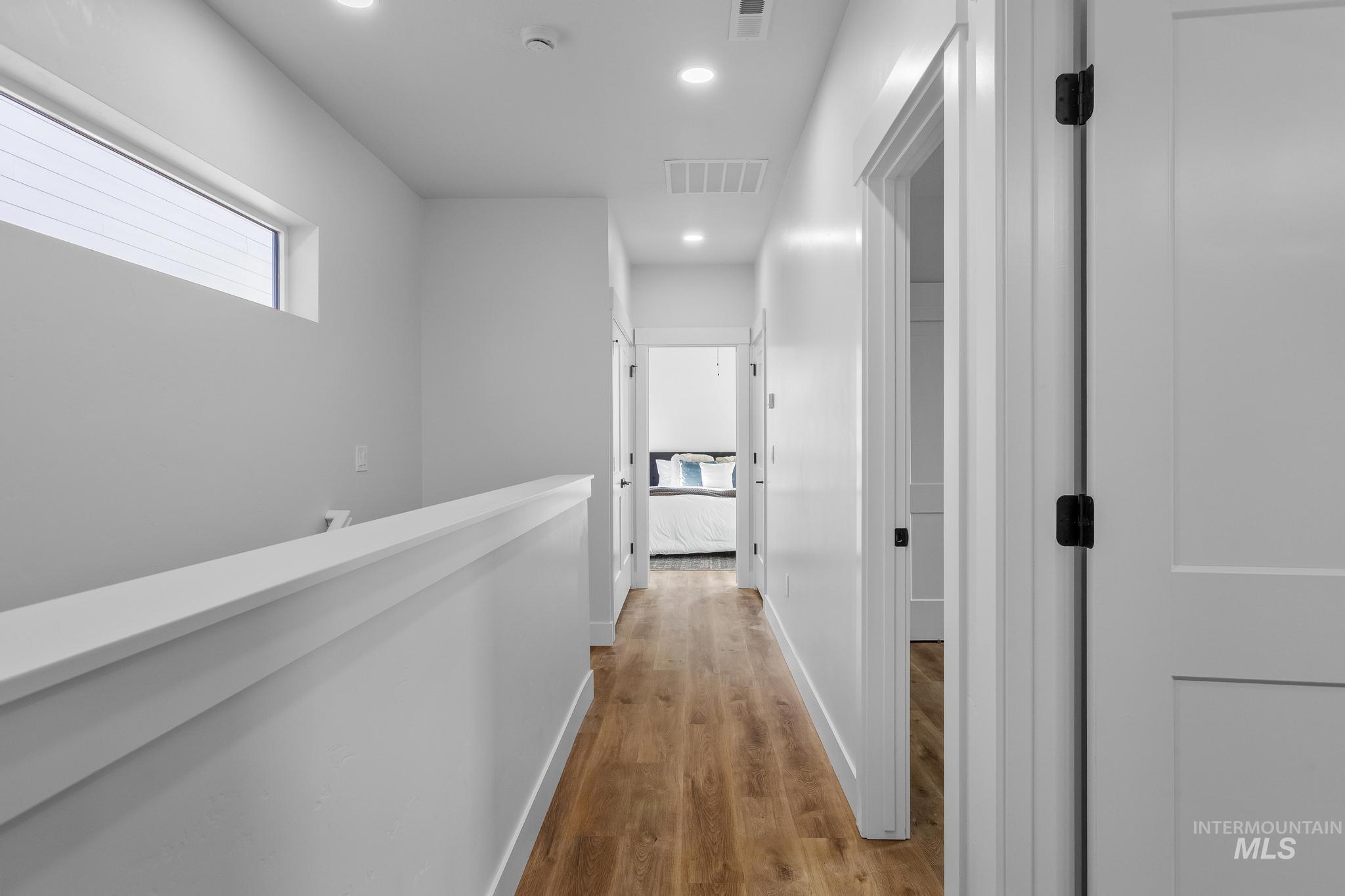 2109 S Pacific St, Boise, Idaho 83705, 4 Bedrooms, 3 Bathrooms, Residential For Sale, Price $572,500,MLS 98969696