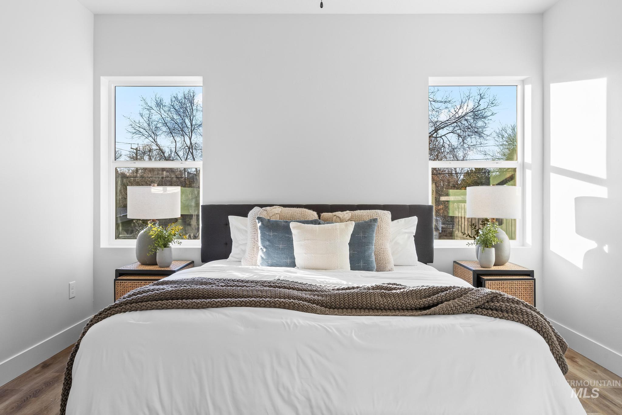 2109 S Pacific St, Boise, Idaho 83705, 4 Bedrooms, 3 Bathrooms, Residential For Sale, Price $572,500,MLS 98969696