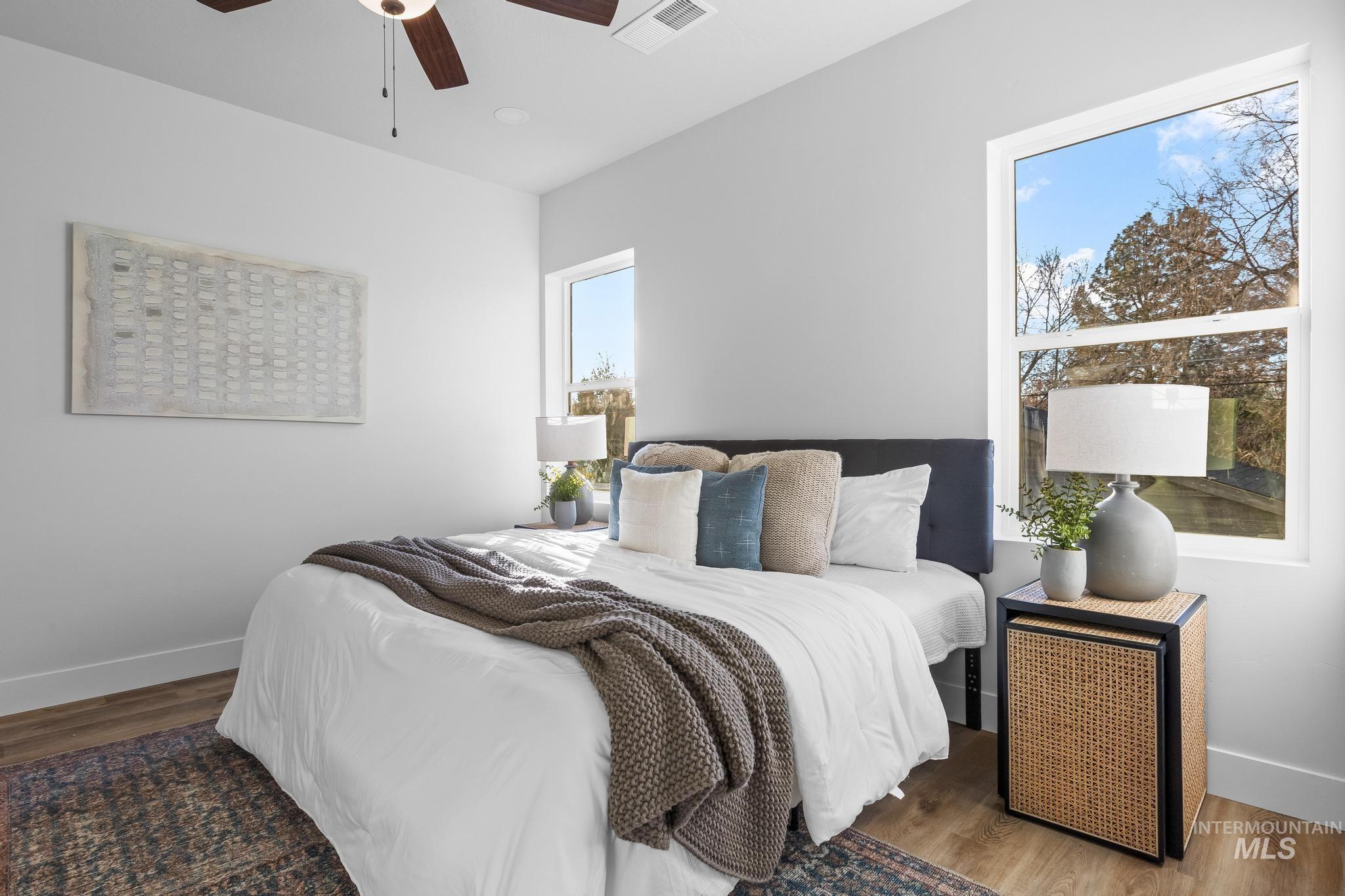 2109 S Pacific St, Boise, Idaho 83705, 4 Bedrooms, 3 Bathrooms, Residential For Sale, Price $572,500,MLS 98969696