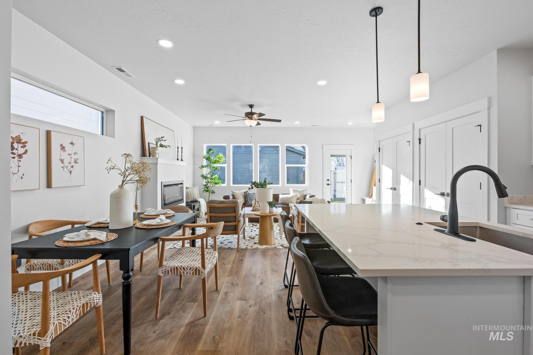 2109 S Pacific St, Boise, Idaho 83705, 4 Bedrooms, 3 Bathrooms, Residential For Sale, Price $572,500,MLS 98969696