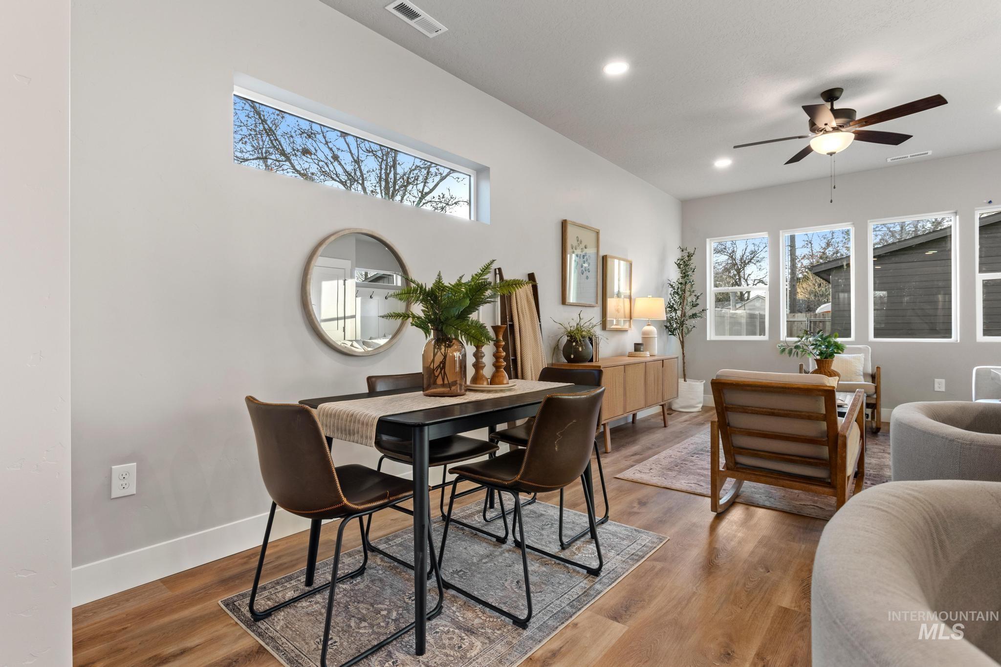 2111 S Pacific St, Boise, Idaho 83705, 4 Bedrooms, 3 Bathrooms, Residential For Sale, Price $572,500,MLS 98969697