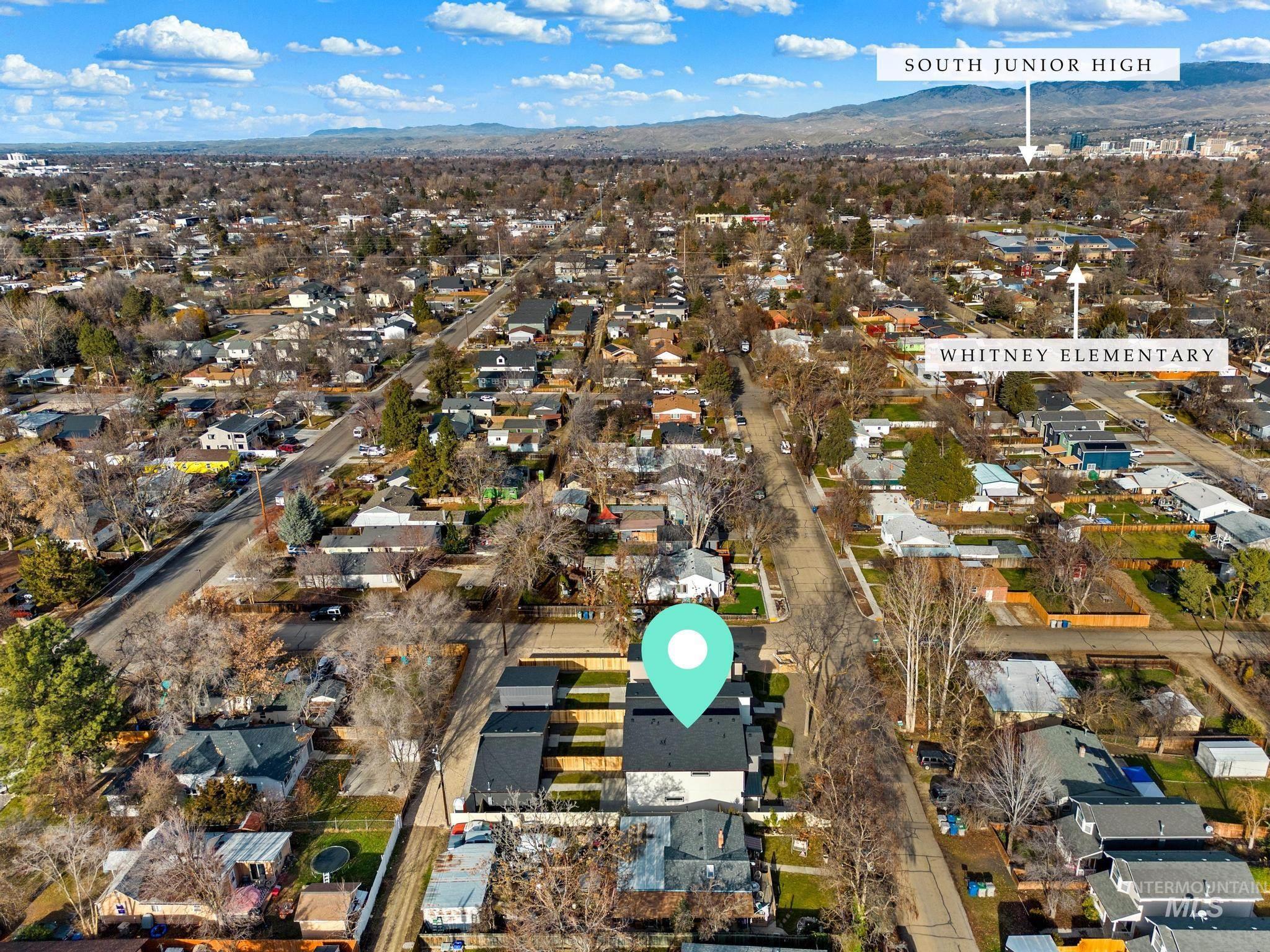 2111 S Pacific St, Boise, Idaho 83705, 4 Bedrooms, 3 Bathrooms, Residential For Sale, Price $572,500,MLS 98969697