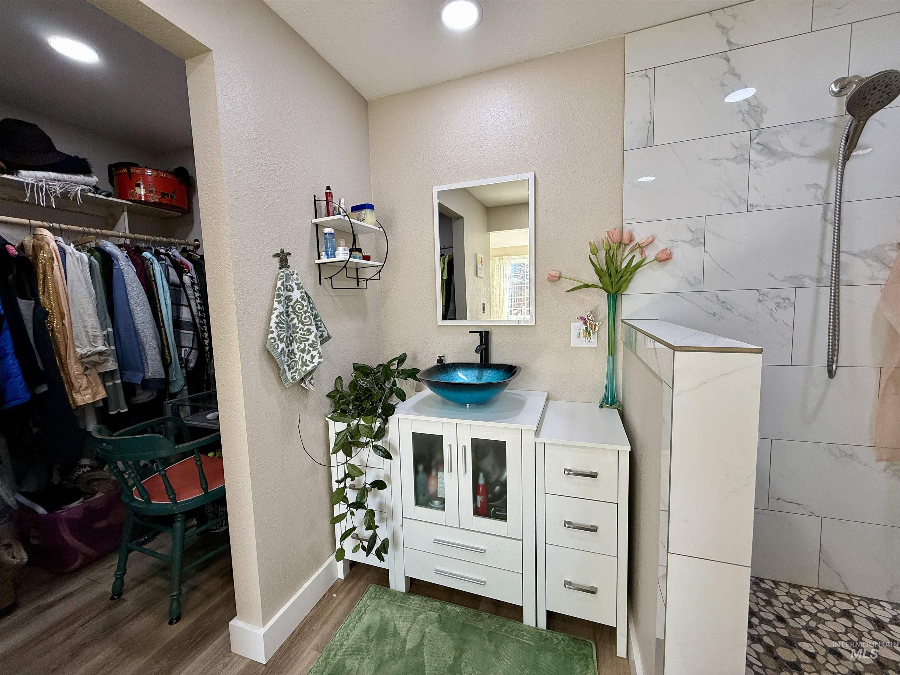 226 E South 6th Street, Grangeville, Idaho 83530, 2 Bedrooms, 2 Bathrooms, Residential For Sale, Price $305,000, 98969699