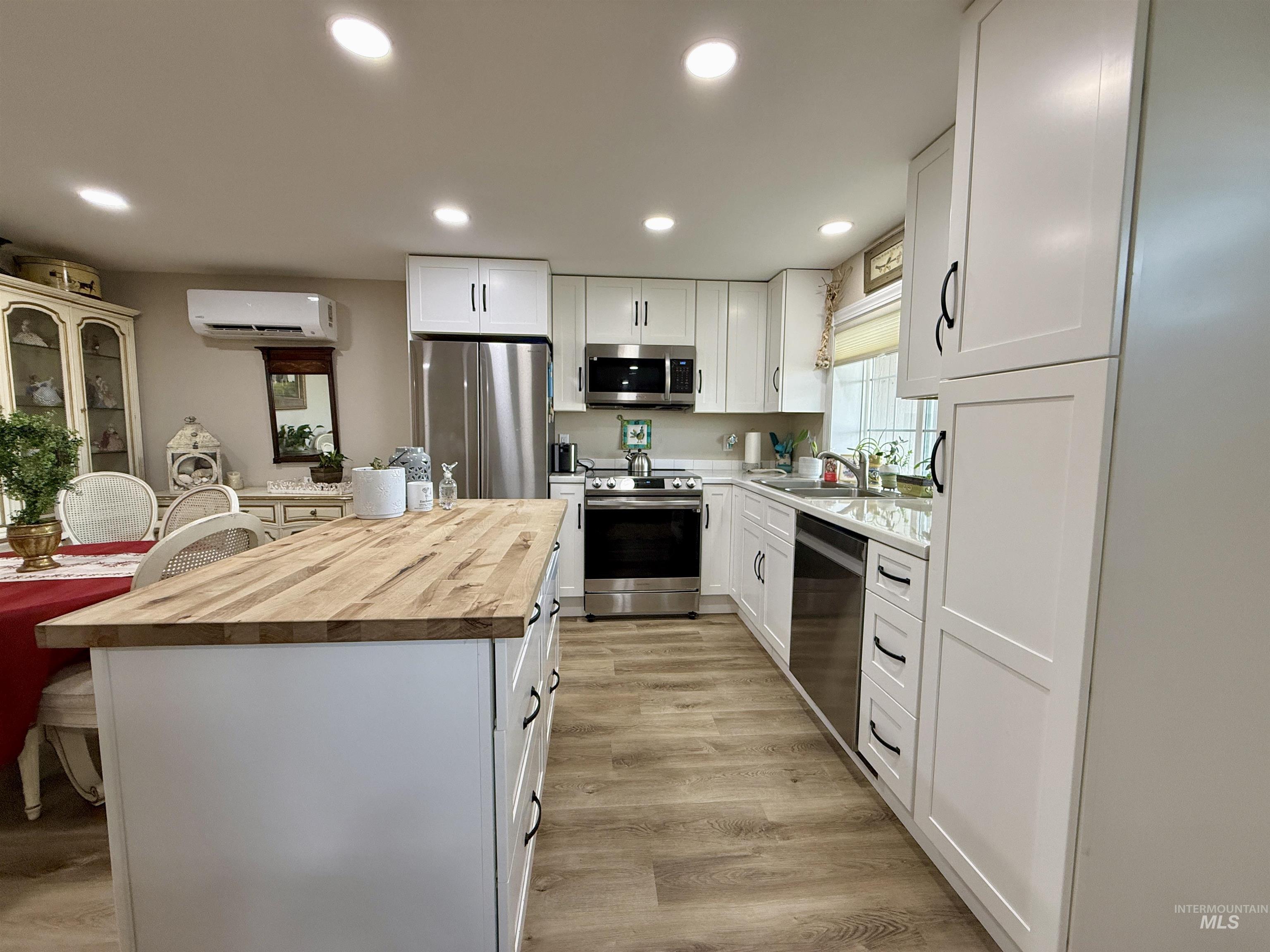 226 E South 6th Street, Grangeville, Idaho 83530, 2 Bedrooms, 2 Bathrooms, Residential For Sale, Price $305,000, 98969699